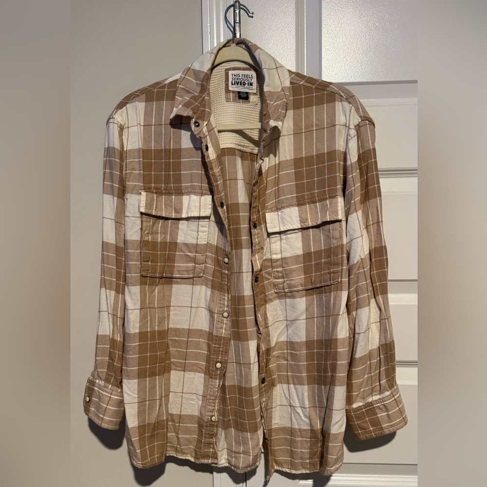 American Eagle Outfitters Tan and White Plaid Shirt